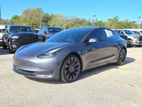 Used 2021 Tesla Model 3 Performance image 9