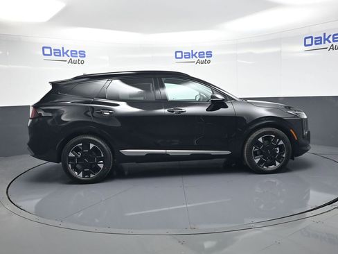 New 2026 Kia Sportage SX FWD image 9
