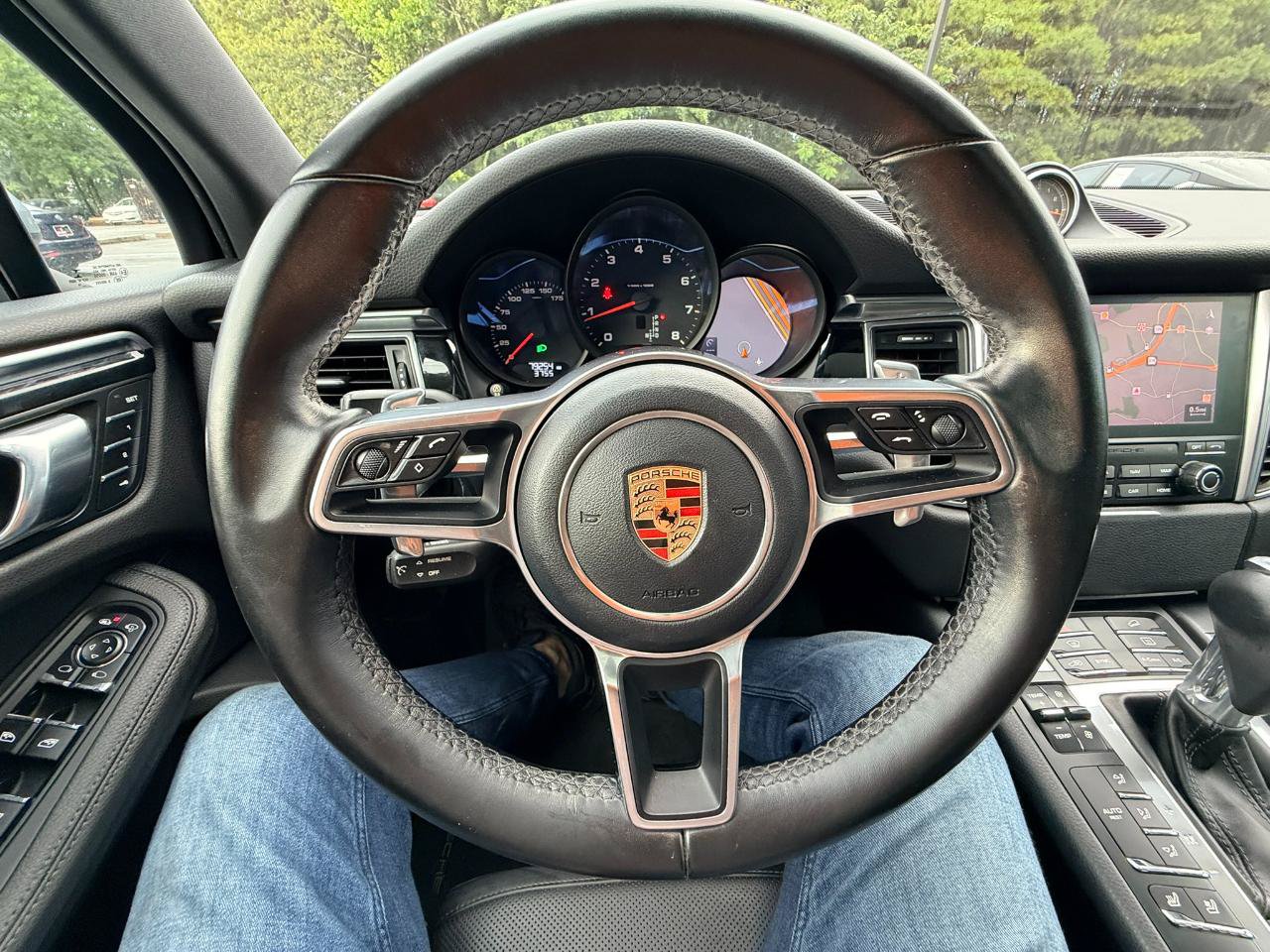 Used 2017 Porsche Macan AWD/4WD image 17