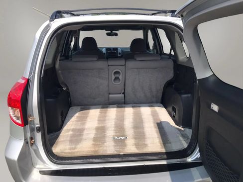 Used 2006 Toyota RAV4 Limited AWD/4WD image 31