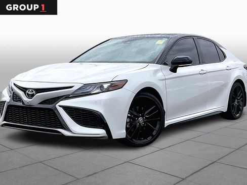 Used 2024 Toyota Camry XSE w/ Navigation Package image 1