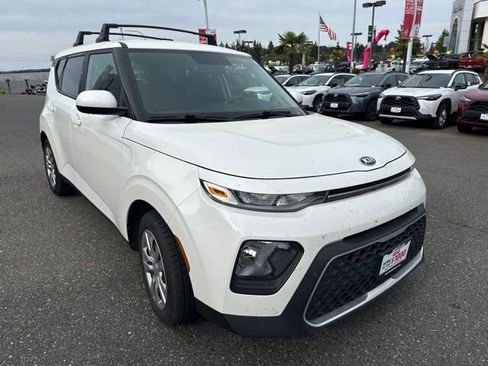 Used 2021 Kia Soul LX w/ Paint Protection Package FWD image 1