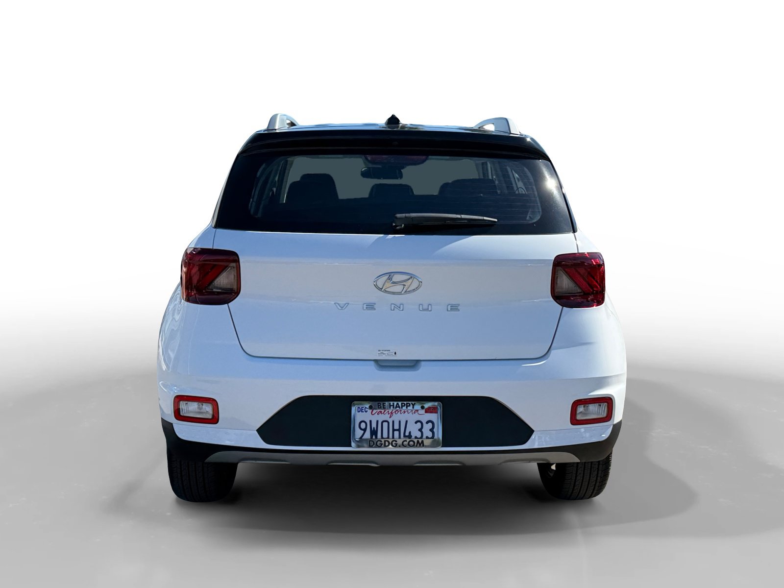 Certified 2026 Hyundai Venue SEL FWD image 4