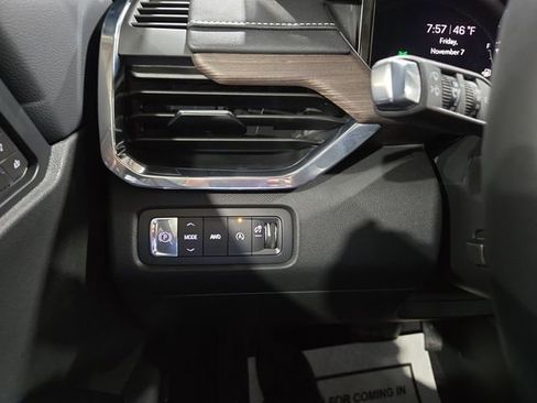 New 2026 GMC Acadia Denali image 24