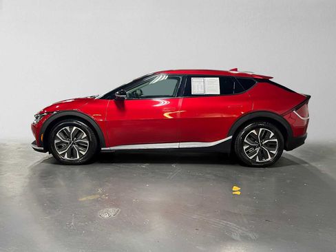 Used 2024 Kia EV6 Light RWD image 6