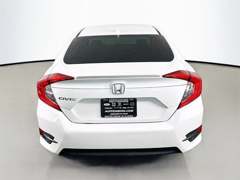 Used 2017 Honda Civic EX-L image 6