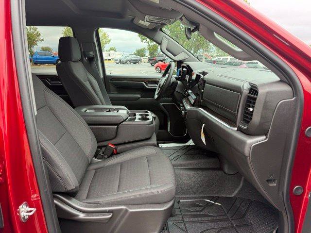 Used 2026 Chevrolet Silverado 1500 RST w/ RST Select Package AWD/4WD image 3
