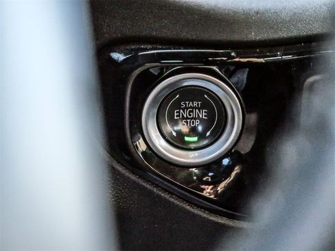 Used 2024 GMC Sierra 2500 SLE w/ SLE Value Package; image 29