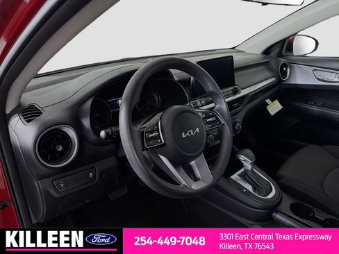 Used 2024 Kia Forte LXS FWD image 11
