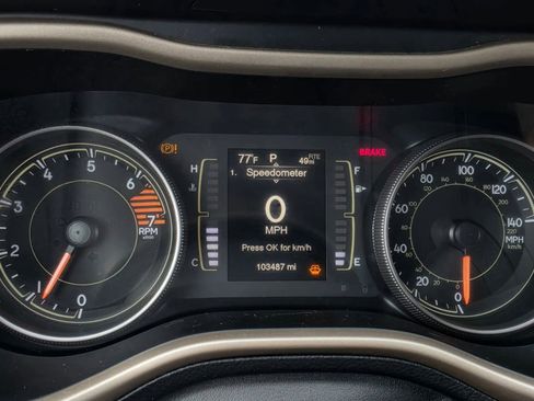 Used 2017 Jeep Cherokee Latitude w/ Safety/Convenience Group image 14