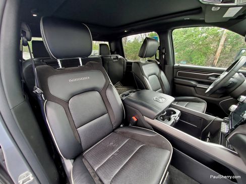 Used 2024 RAM 1500 Laramie image 13