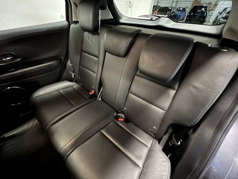 Used 2021 Honda HR-V EX-L image 14
