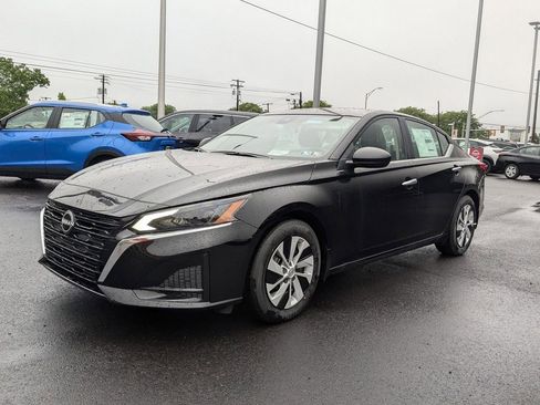 New 2024 Nissan Altima 2.5 S image 3