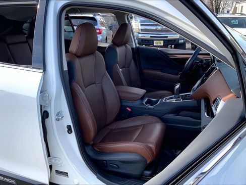 Certified 2023 Subaru Outback Touring image 7