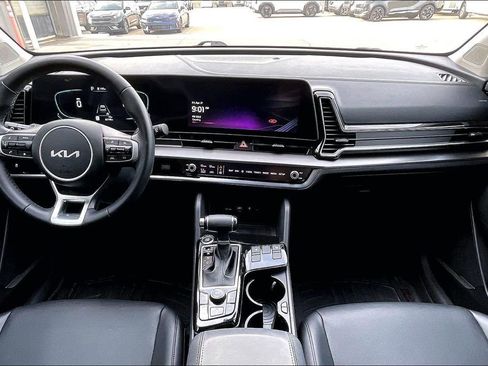 Used 2023 Kia Sportage EX FWD image 14