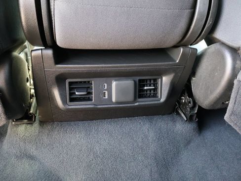 Used 2025 Chevrolet Silverado 2500 LT w/ Convenience Package AWD/4WD image 16