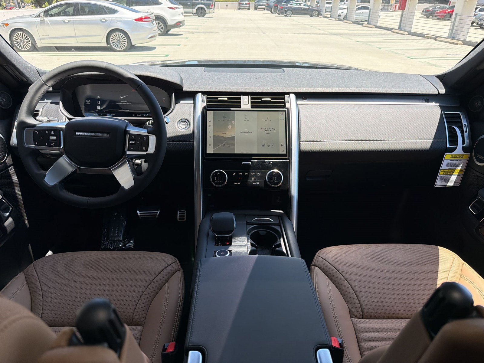 New 2026 Land Rover Discovery Limited Edition AWD/4WD image 16