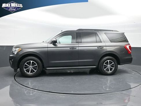 Used 2021 Ford Expedition XLT image 4