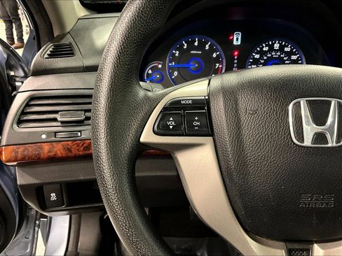 Used 2010 Honda Crosstour EX image 11