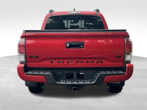 Used 2023 Toyota Tacoma Limited AWD/4WD image 4