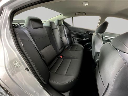 Certified 2023 Nissan Altima 2.5 SV FWD image 25