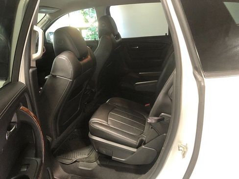 Used 2014 Chevrolet Traverse LTZ AWD/4WD image 16