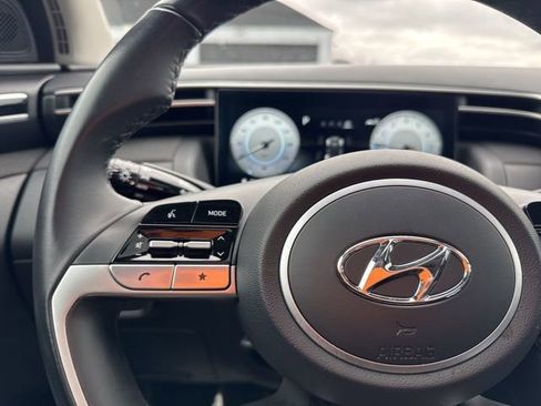 Used 2023 Hyundai Tucson SEL w/ Convenience Package image 18