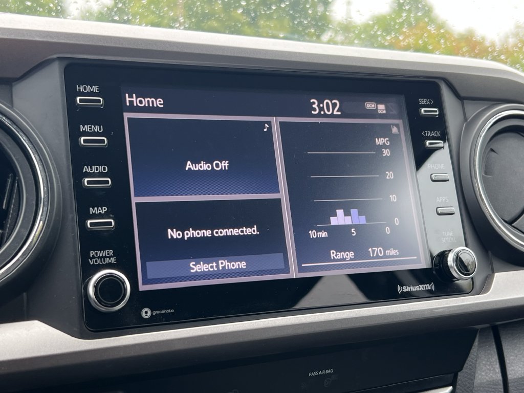 Used 2020 Toyota Tacoma SR5 AWD/4WD image 28