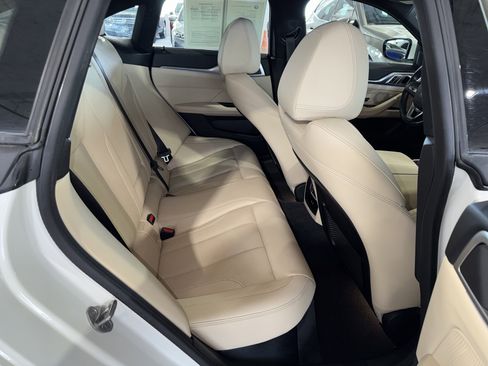 Used 2023 BMW i4 eDrive40 w/ Premium Package RWD image 12