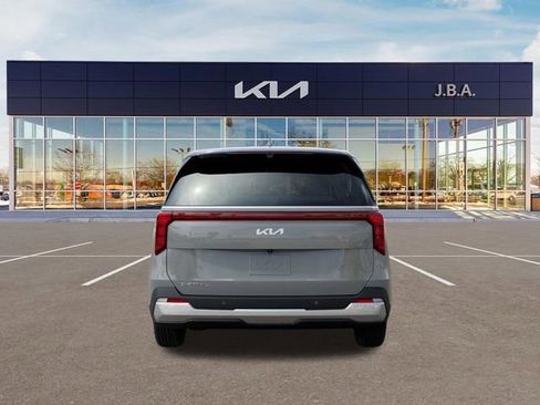 New 2026 Kia Carnival EX FWD image 5