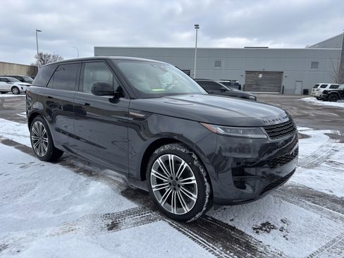 New 2026 Land Rover Range Rover Sport SE image 3