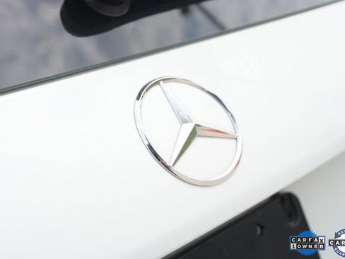 Used 2023 Mercedes-Benz GLB 35 AMG 4MATIC w/ Parking Assistance Package image 11