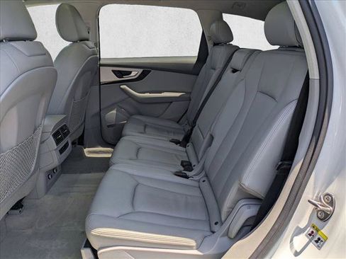 Used 2019 Audi Q7 2.0T Premium Plus w/ Premium Plus Package AWD/4WD image 20