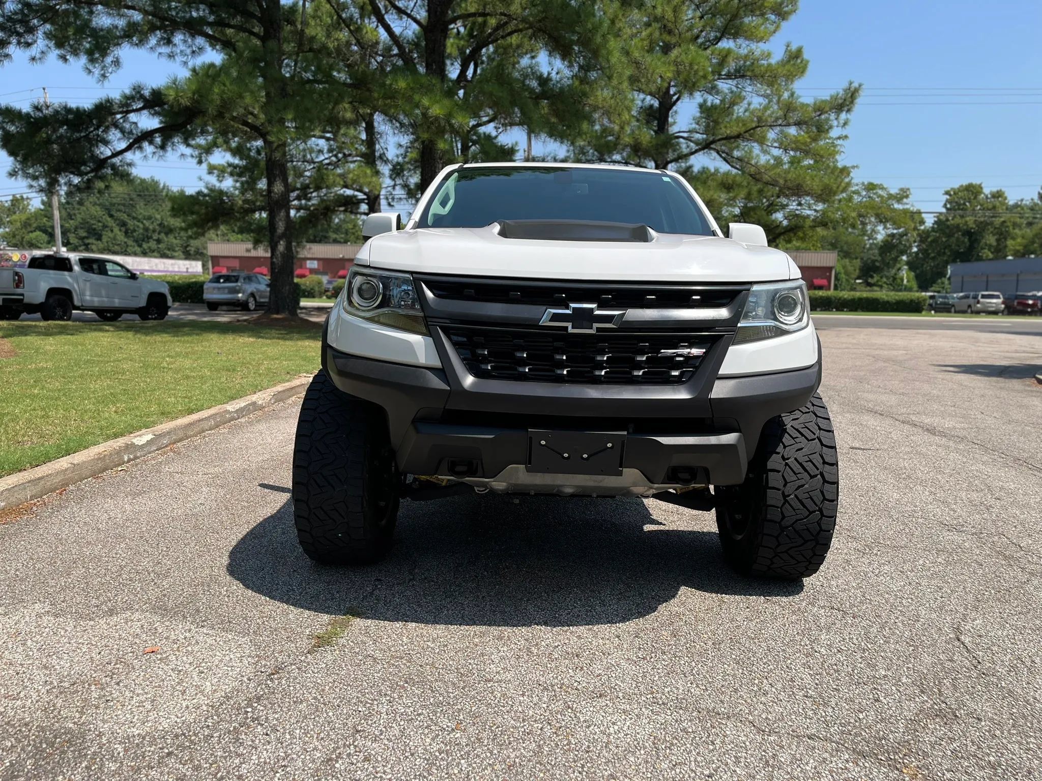 Used 2019 Chevrolet Colorado ZR2 w/ ZR2 Dusk Special Edition AWD/4WD image 8