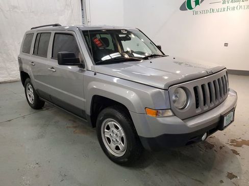 Used 2015 Jeep Patriot Sport w/ Power Value Group image 8