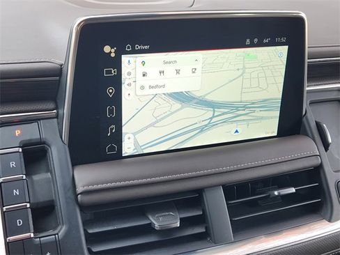 Used 2022 GMC Yukon SLT w/ SLT Luxury Package image 17