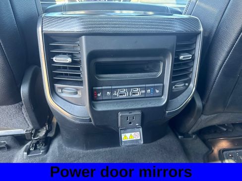 Used 2020 RAM 1500 Limited w/ Black Appearance Package AWD/4WD image 31