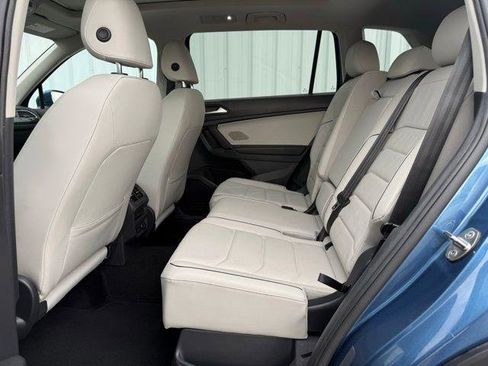 Used 2019 Volkswagen Tiguan SEL Premium image 5