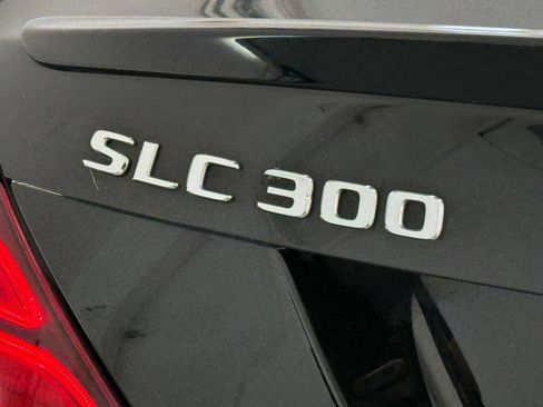 Used 2020 Mercedes-Benz SLC 300 image 24