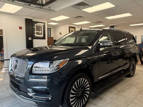Used 2021 Lincoln Navigator L Black Label AWD/4WD image 2