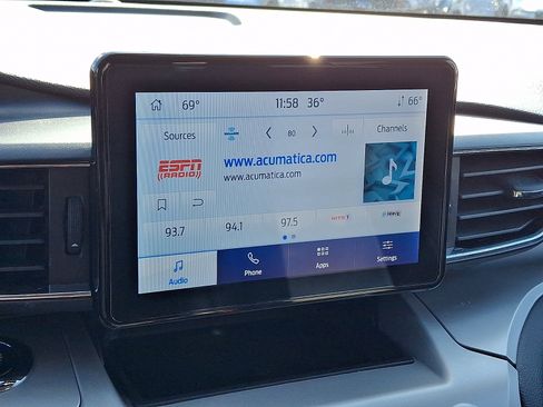 Certified 2023 Ford Explorer XLT w/ Equipment Group 202A image 19