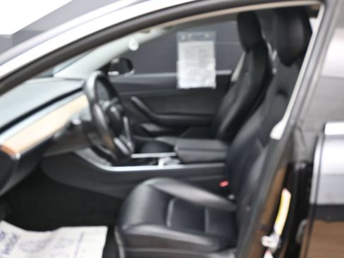 Used 2018 Tesla Model 3 Long Range RWD image 18