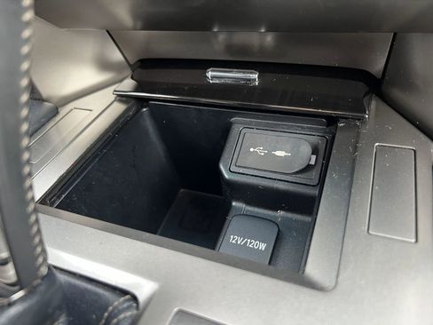 Used 2015 Lexus GX 460 image 18