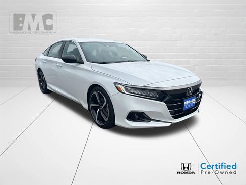 Used 2022 Honda Accord Sport image 2