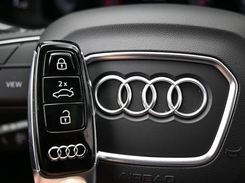 Used 2025 Audi Q7 3.0T Premium Plus AWD/4WD image 42