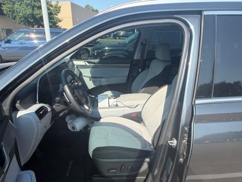 Used 2020 Hyundai Palisade SEL FWD image 5