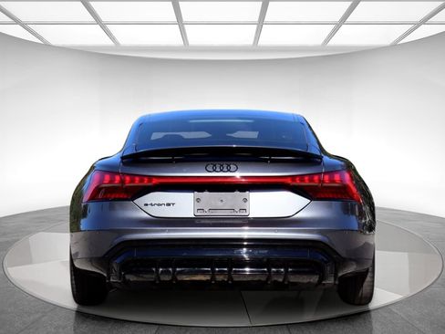 Used 2022 Audi e-tron GT Prestige w/ Prestige Package image 7