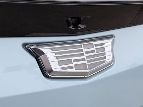 Used 2026 Cadillac Vistiq Sport image 23