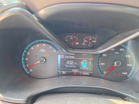 Used 2017 GMC Canyon SLT RWD image 10
