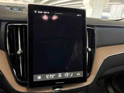 New 2026 Volvo XC60 B5 Plus w/ Protection Package Premier image 15